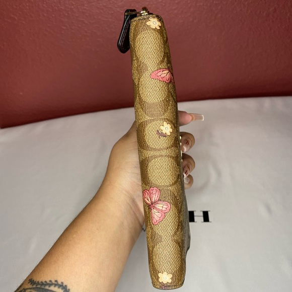 Coach Accordion Wallet in Butterfly Print - Picture 6 of 7